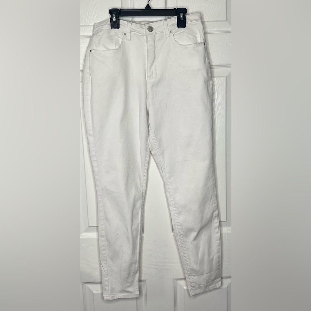 Women white pants